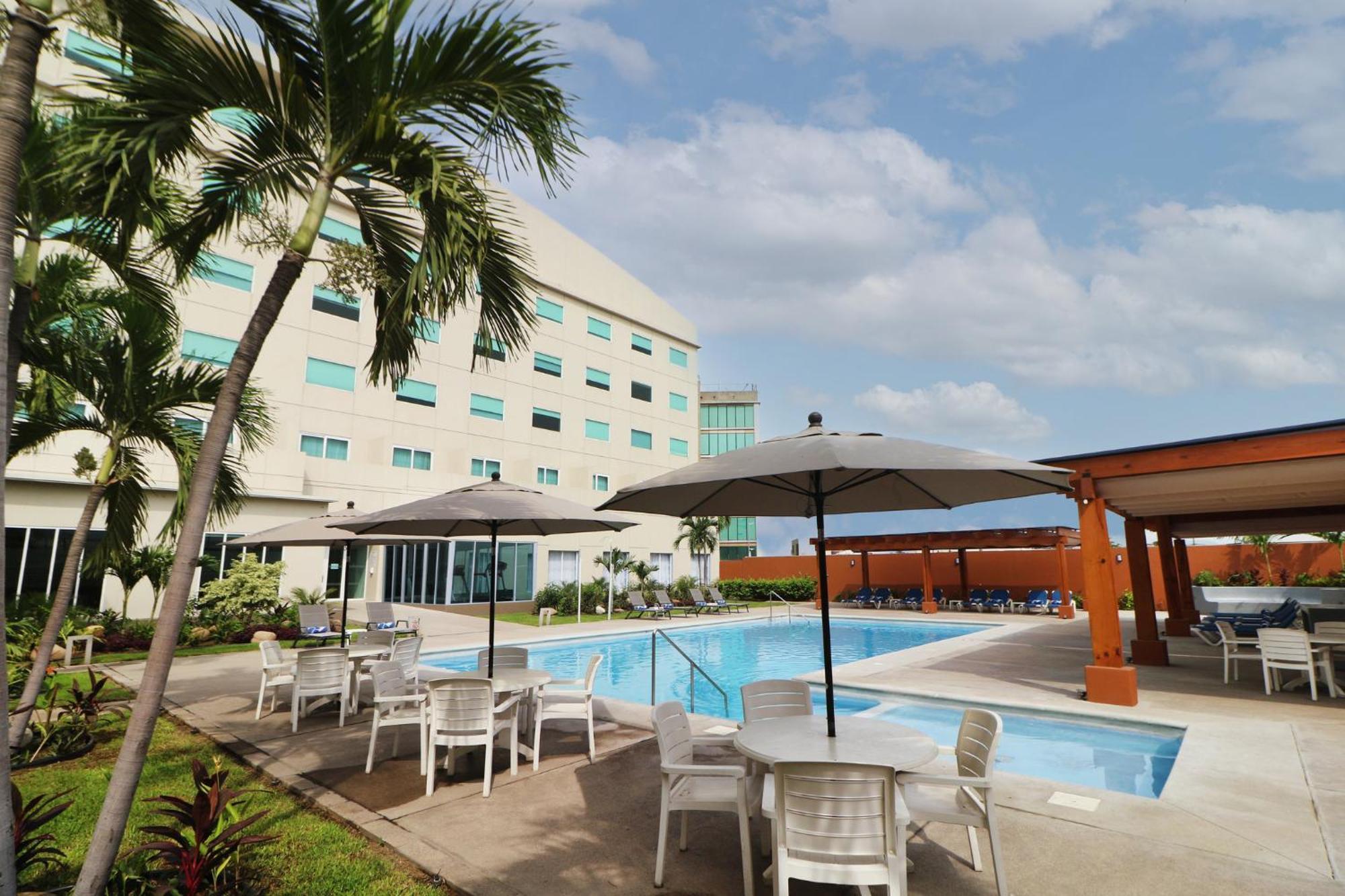 Holiday Inn Express Manzanillo By Ihg Екстериор снимка