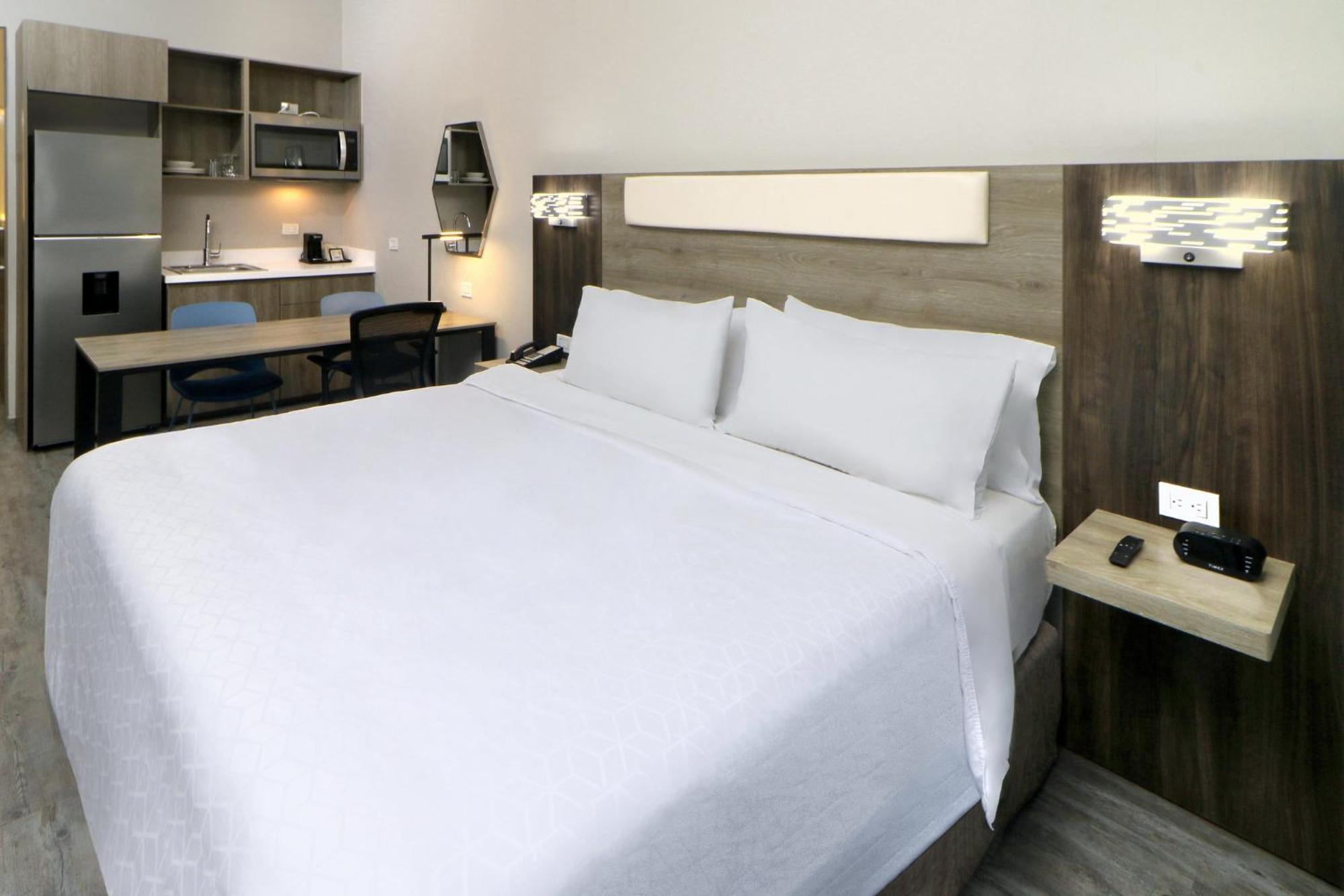 Holiday Inn Express Manzanillo By Ihg Екстериор снимка