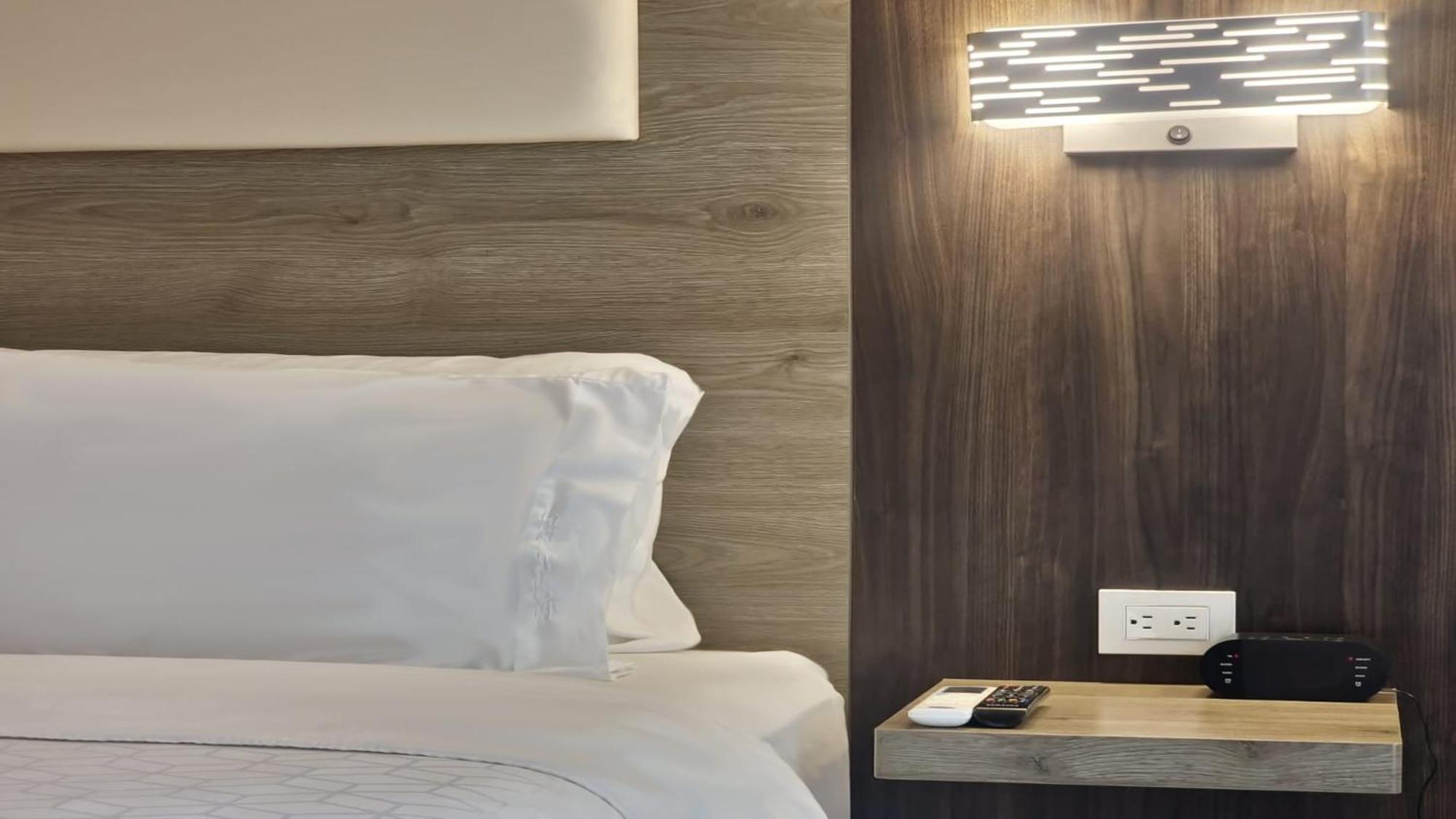 Holiday Inn Express Manzanillo By Ihg Екстериор снимка