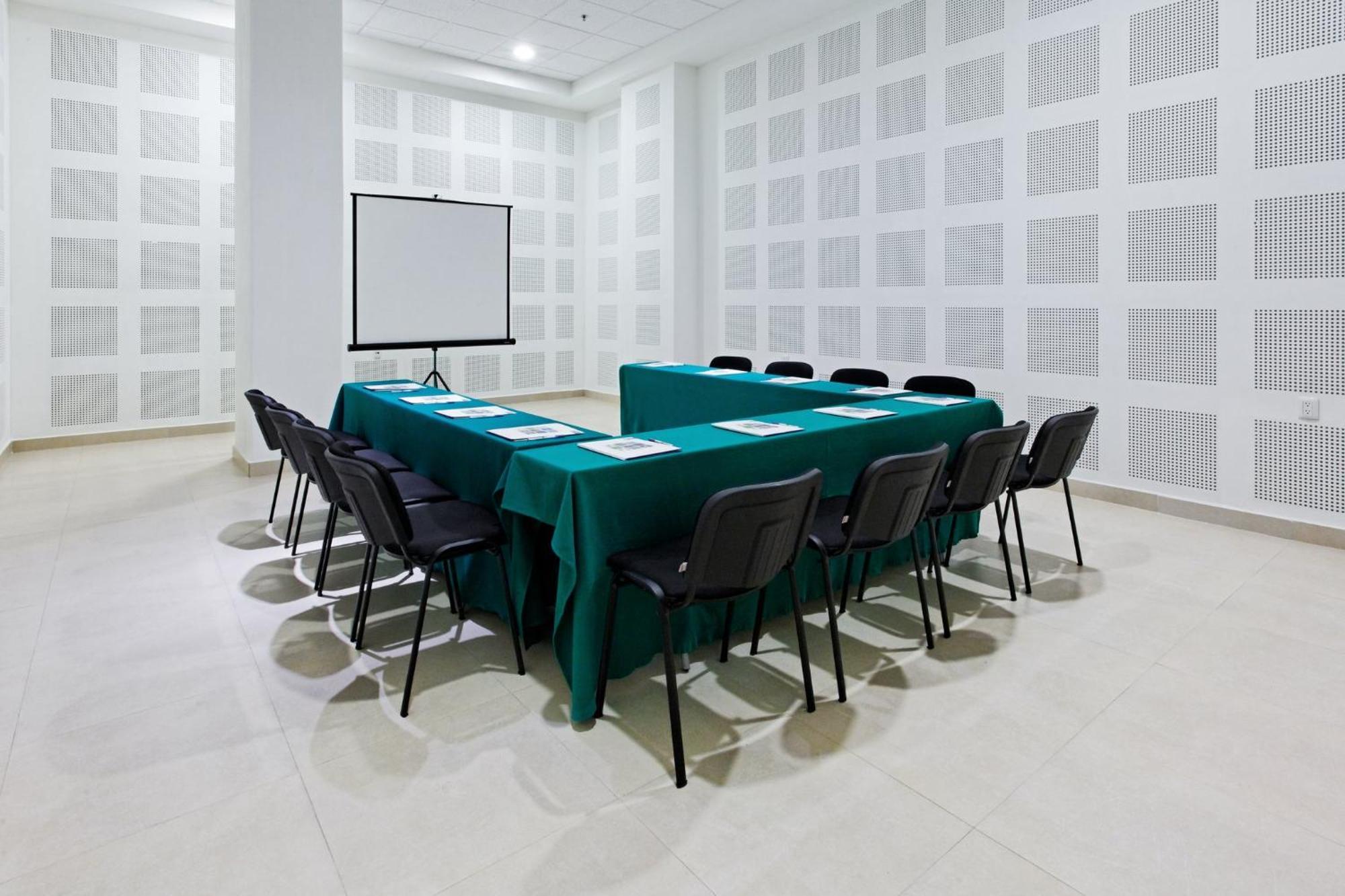 Holiday Inn Express Manzanillo By Ihg Екстериор снимка