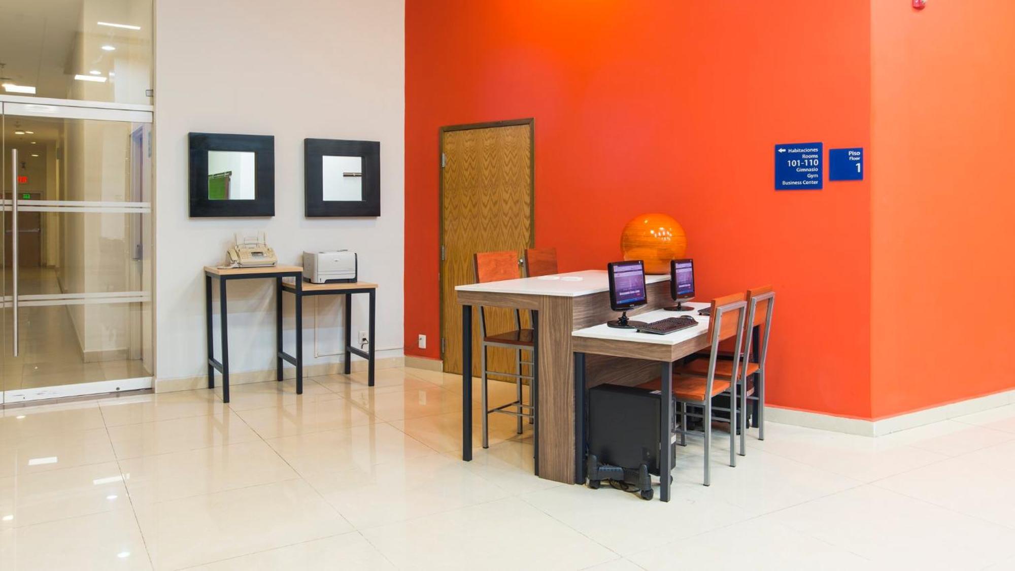 Holiday Inn Express Manzanillo By Ihg Екстериор снимка