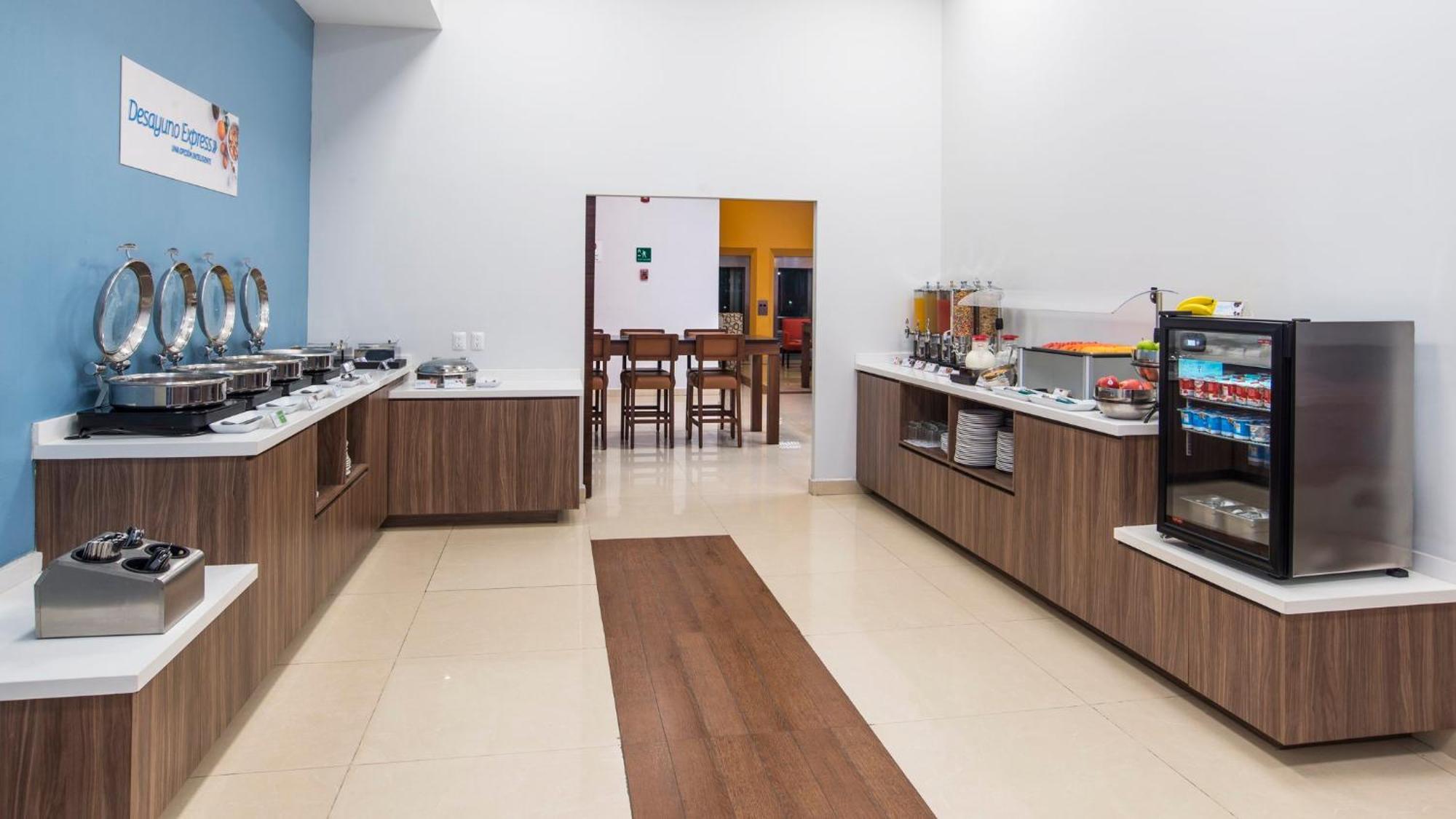 Holiday Inn Express Manzanillo By Ihg Екстериор снимка
