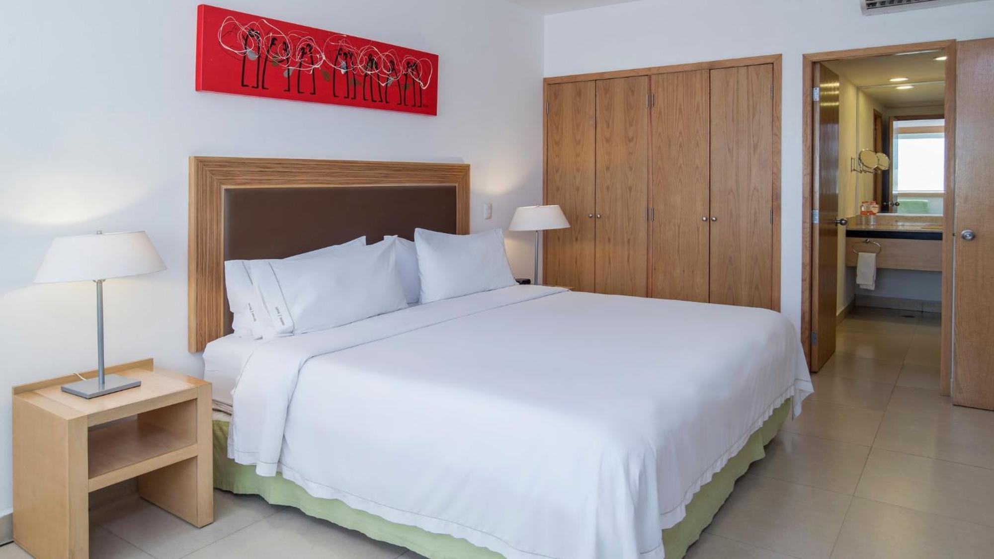 Holiday Inn Express Manzanillo By Ihg Екстериор снимка